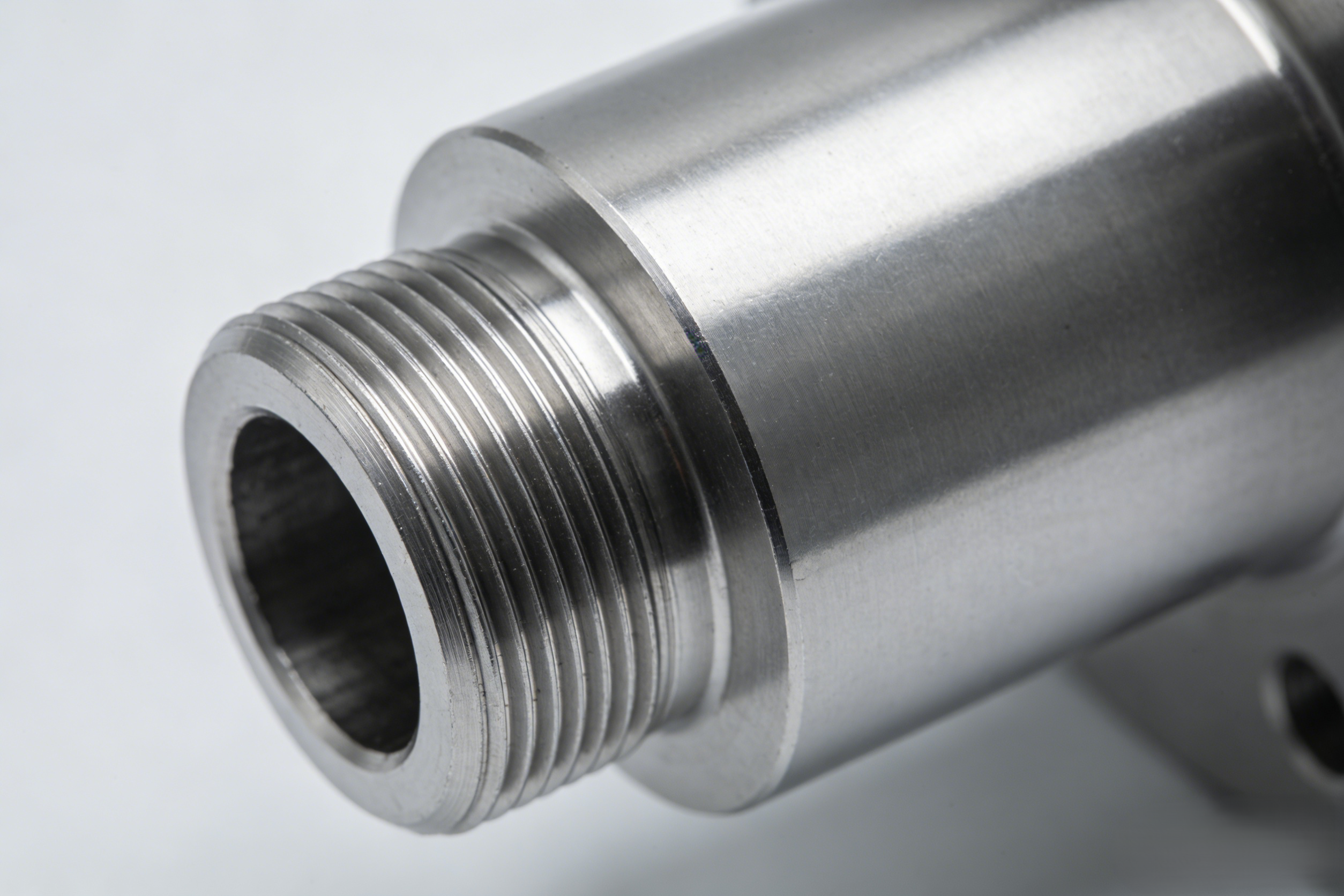 优秀的电磁屏蔽性，化学镀镍能做到！